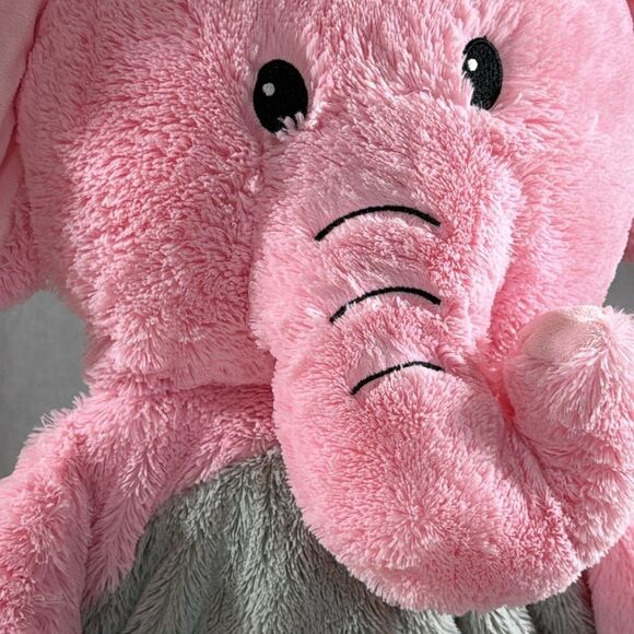 Mary Meyer Bestever Baby Mat, Elephant Pink - Picture 3 of 9